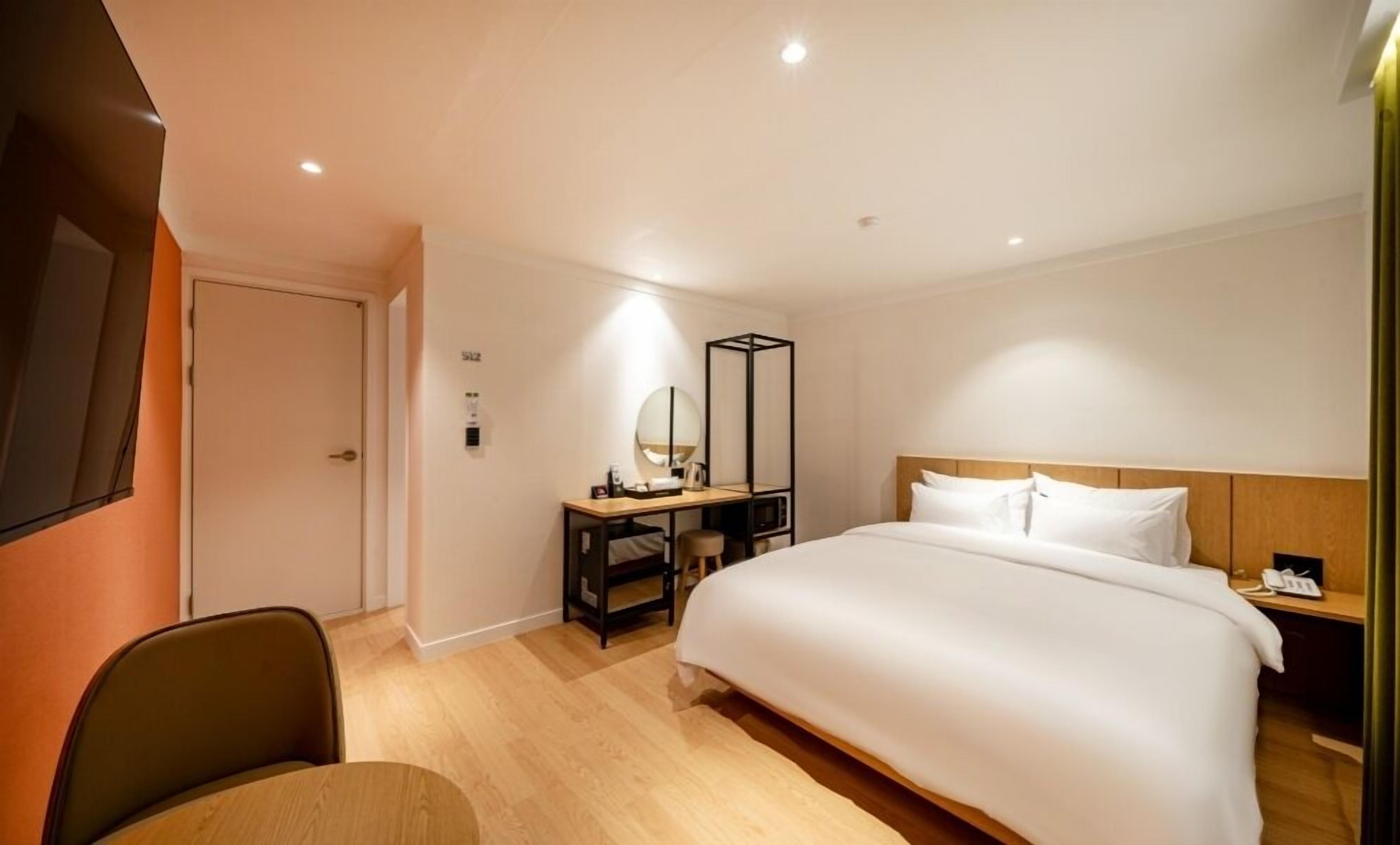 Hound Hotel Gumi indong