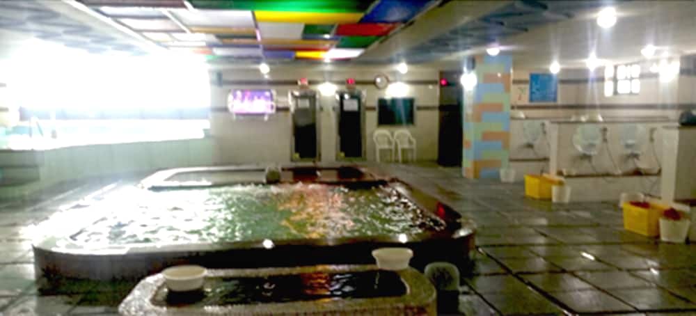 R&D Residence Hotel