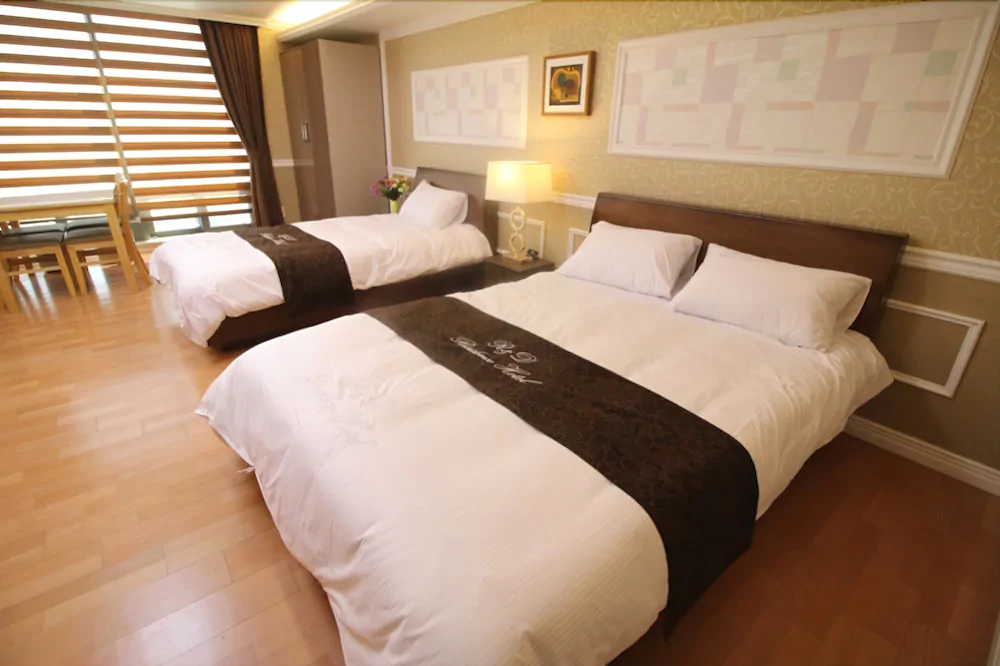 R&D Residence Hotel