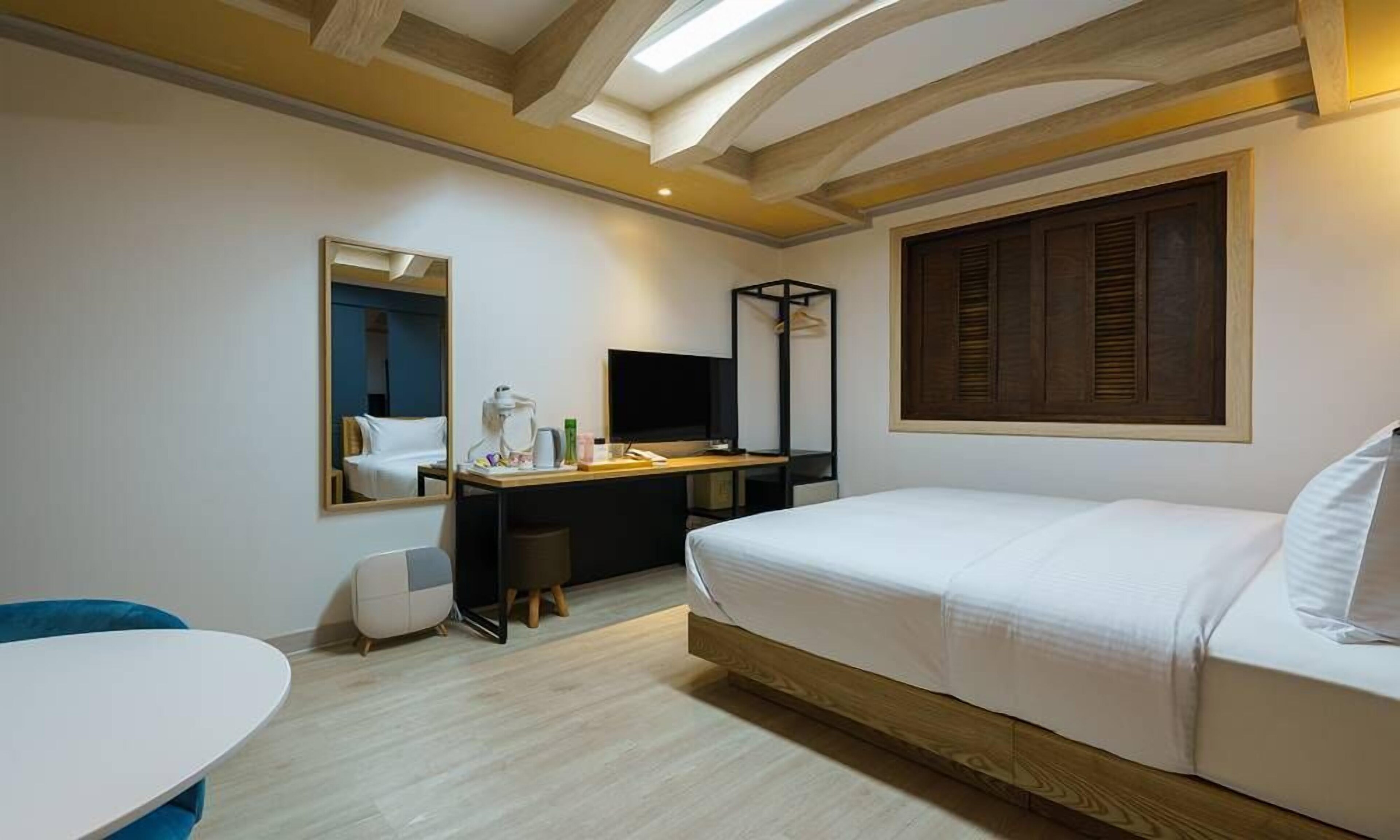 Time Hotel