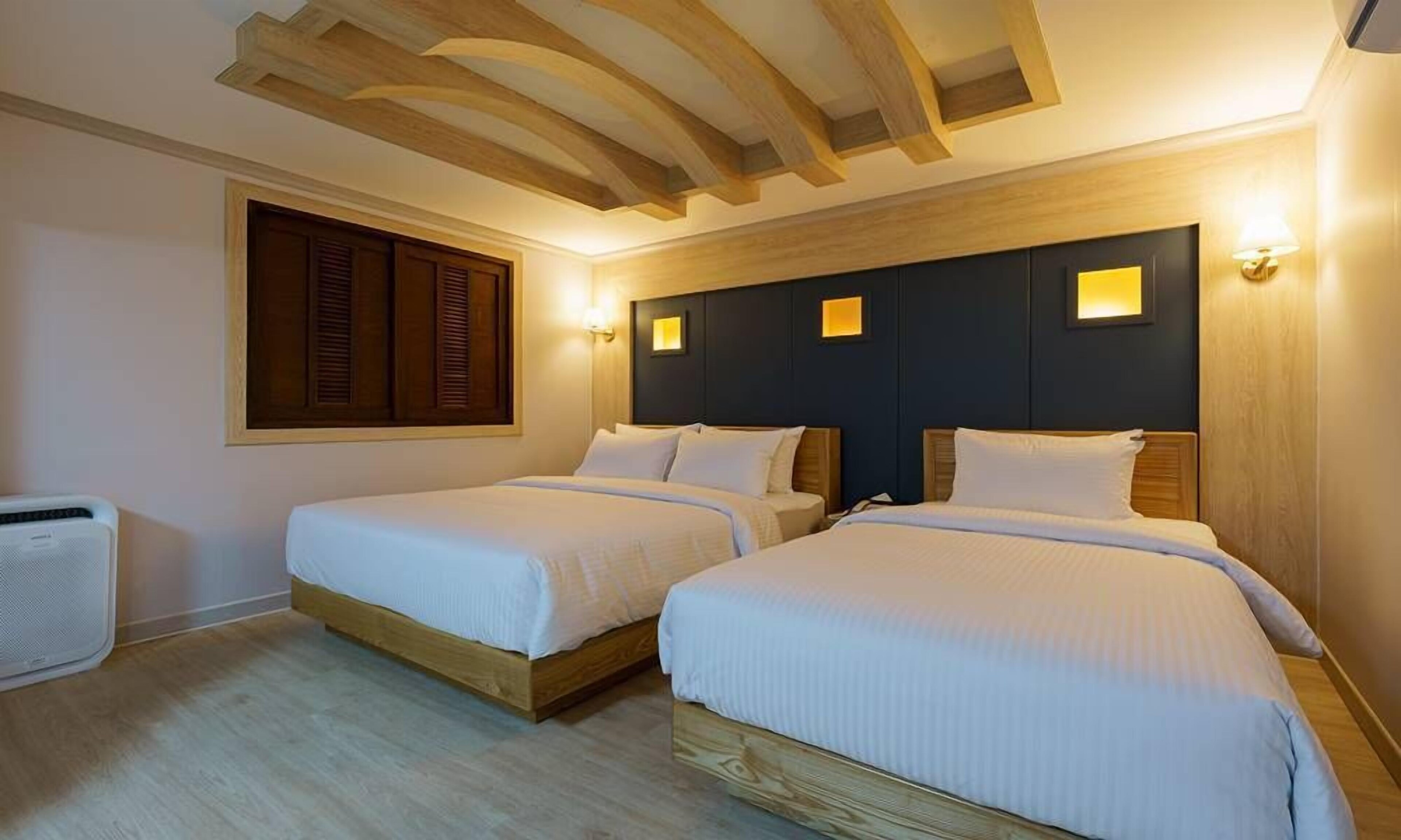 Time Hotel