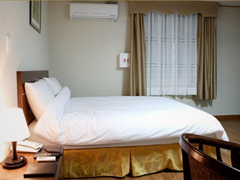 Yes Hotel