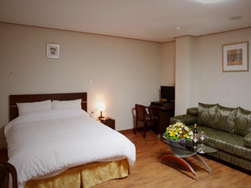 Yes Hotel
