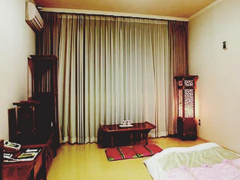 Yes Hotel