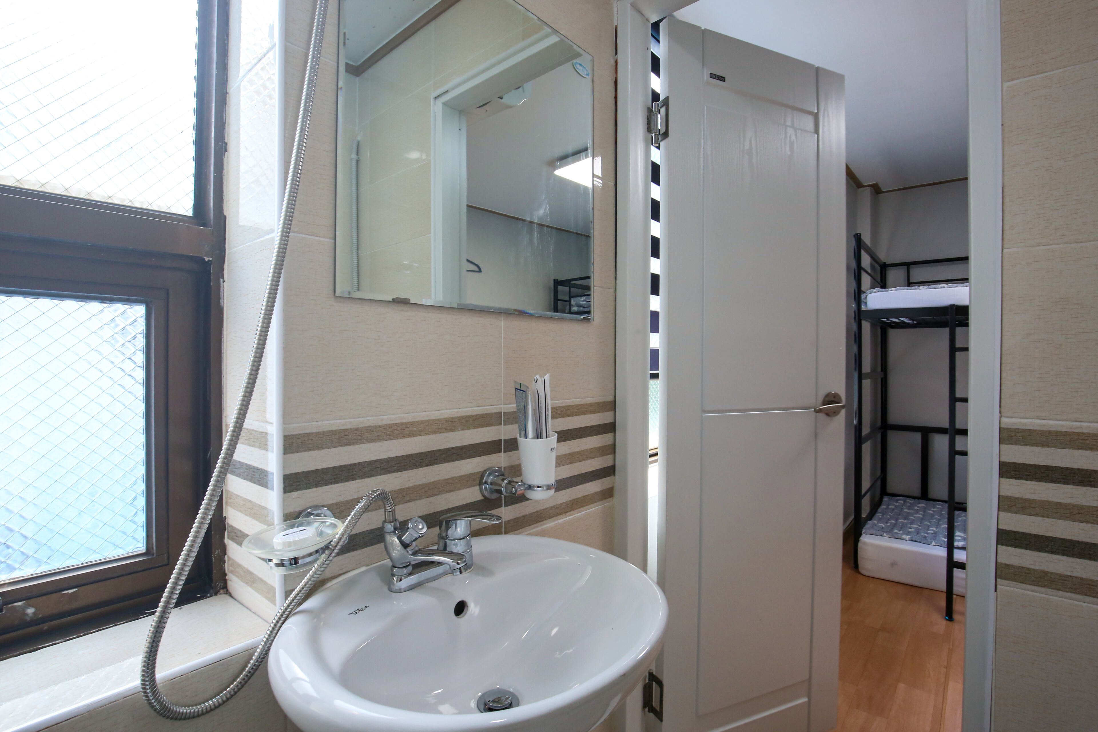 Dashim Guest House