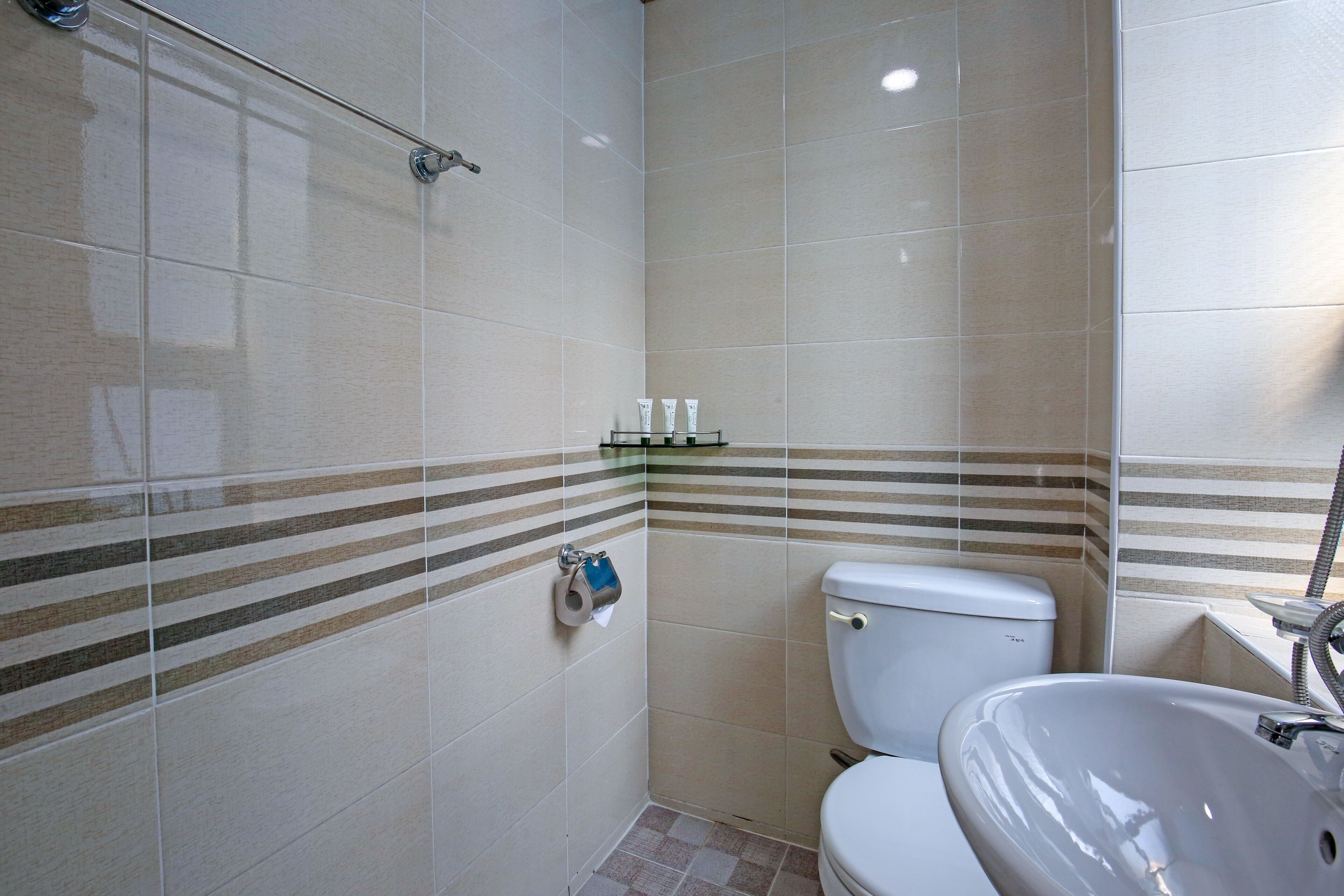 Dashim Guest House