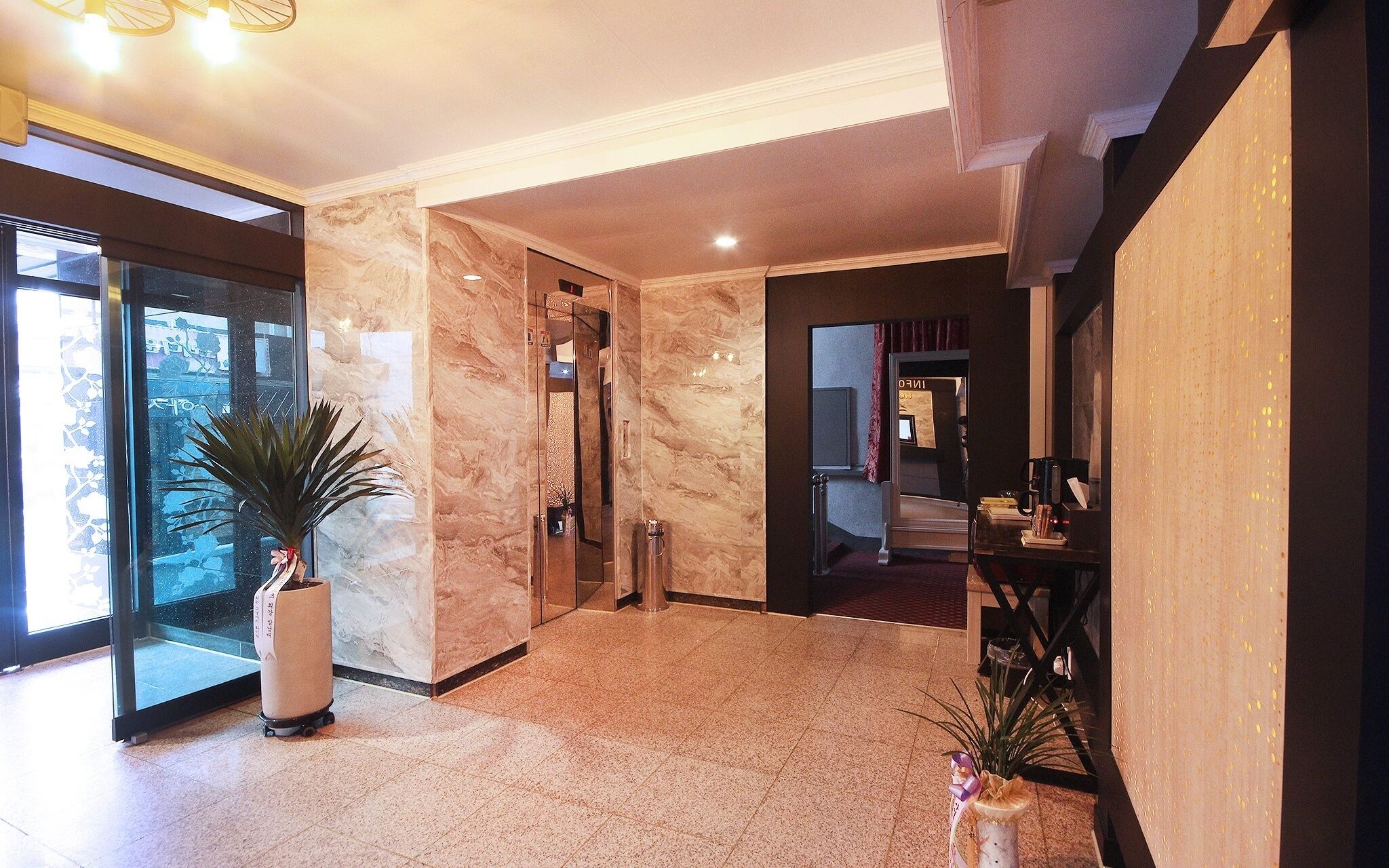 Gunsan Hotel Stay