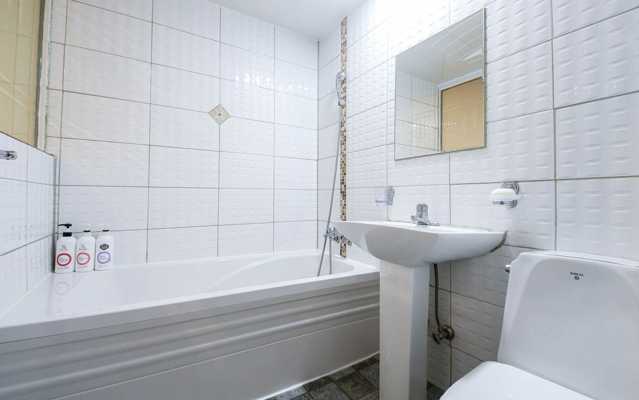 Gunsan Hotel Stay