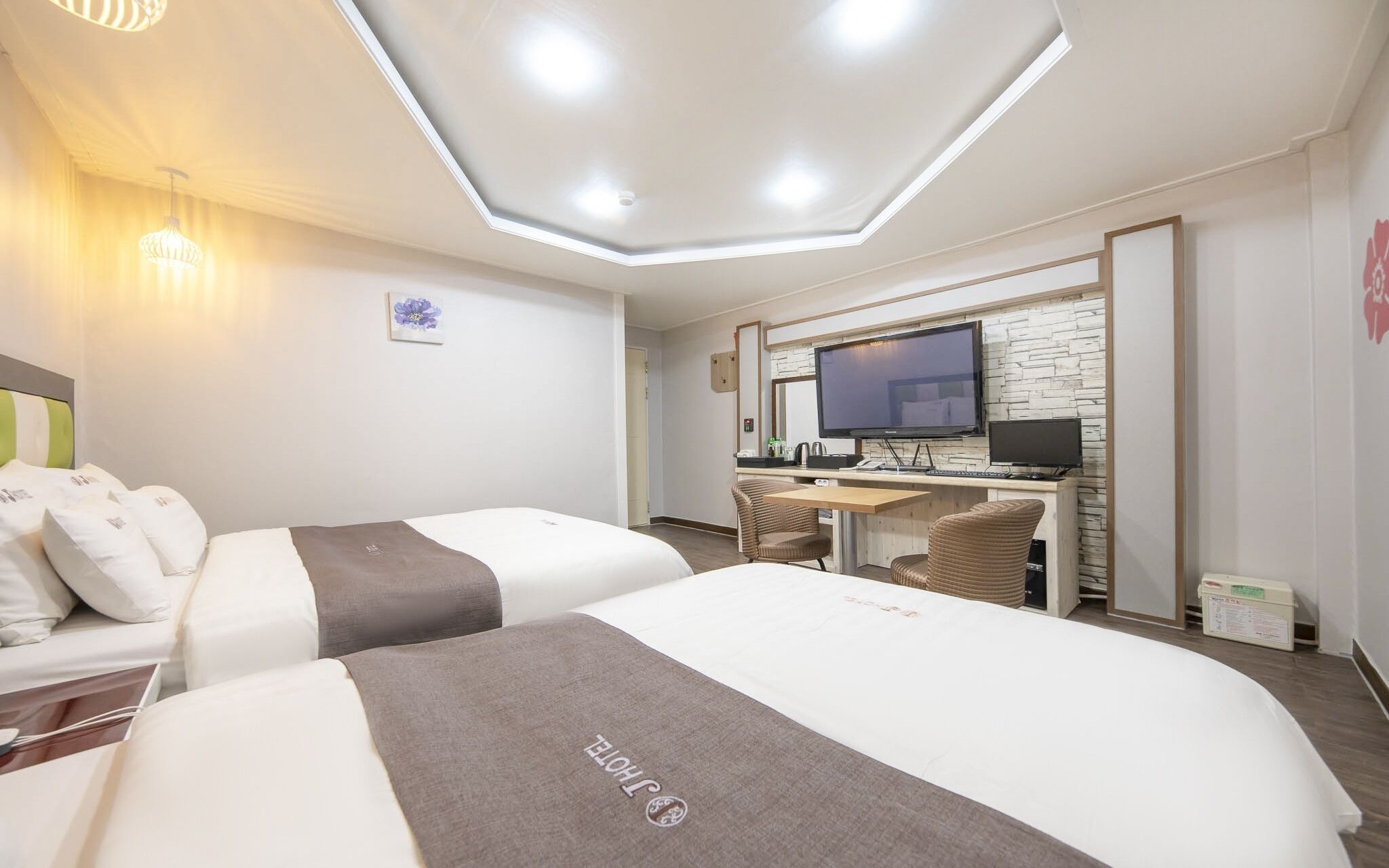 Gunsan J