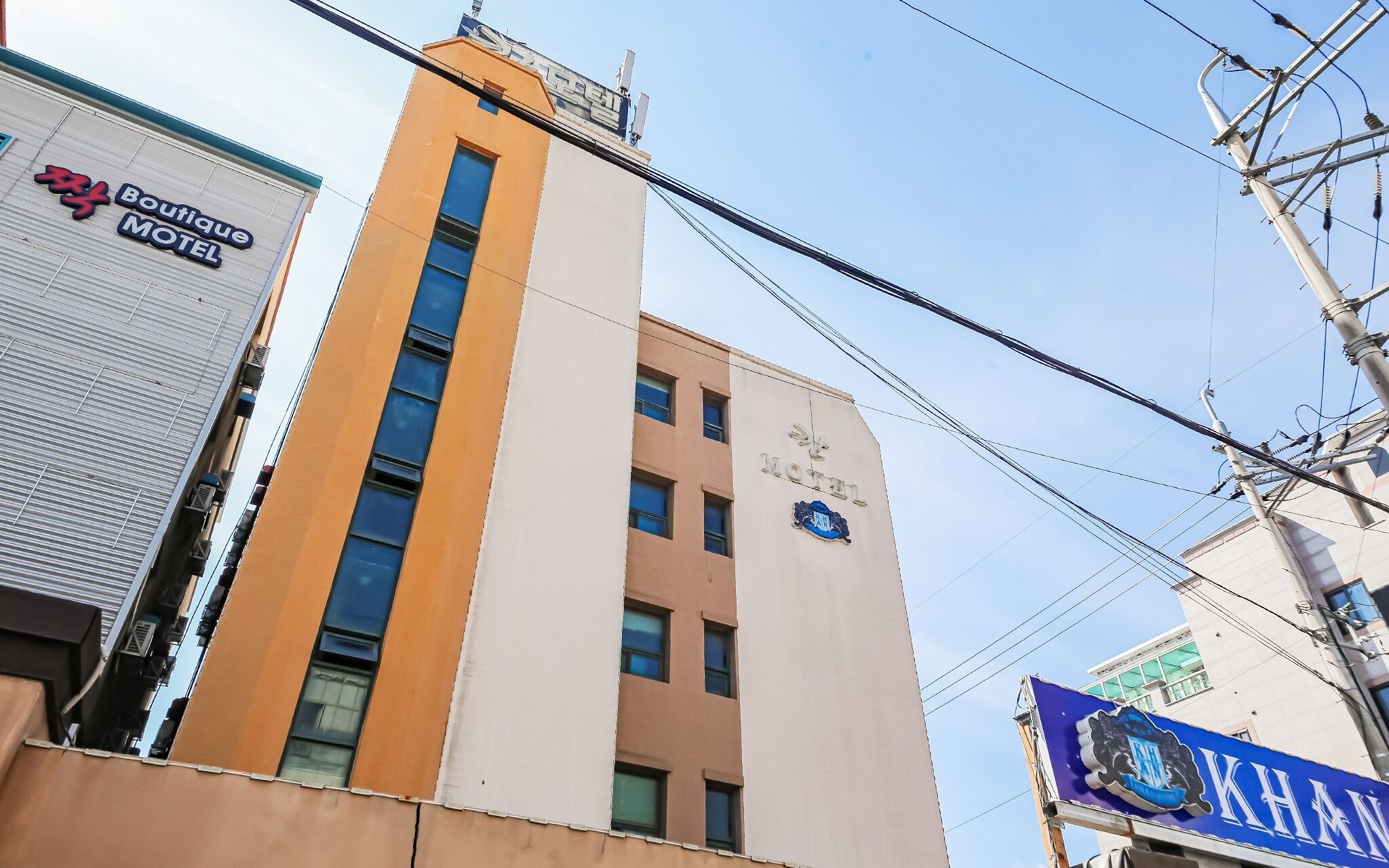 Gunsan Khan