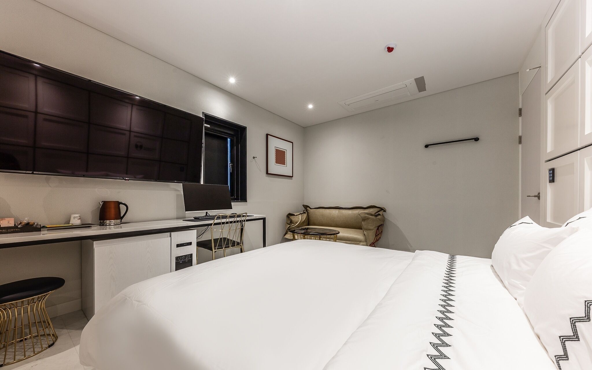 Gunsan Mari Hotel