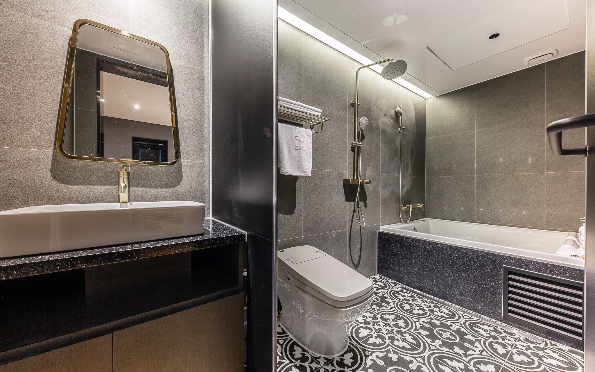 Gunsan Mari Hotel