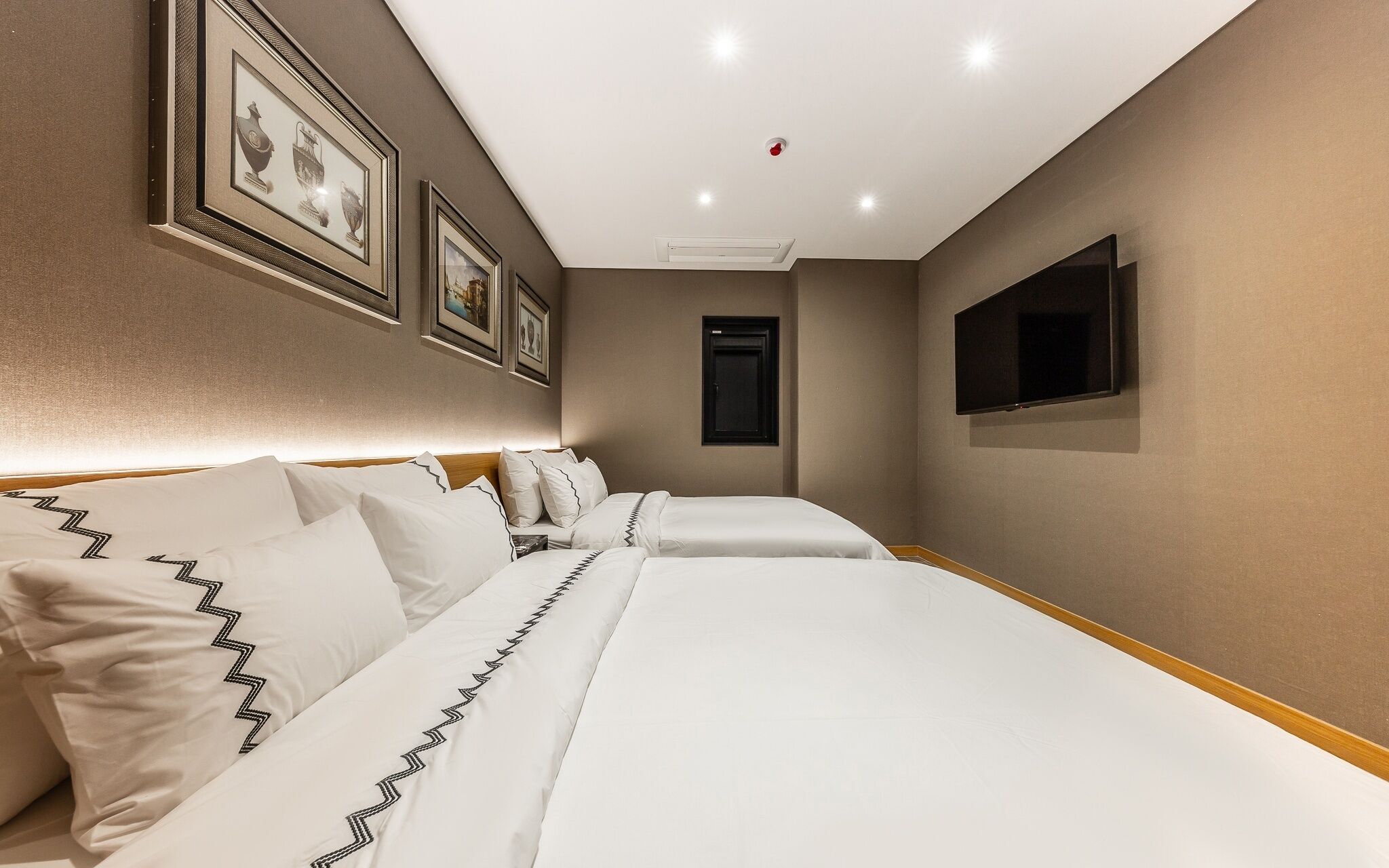 Gunsan Mari Hotel
