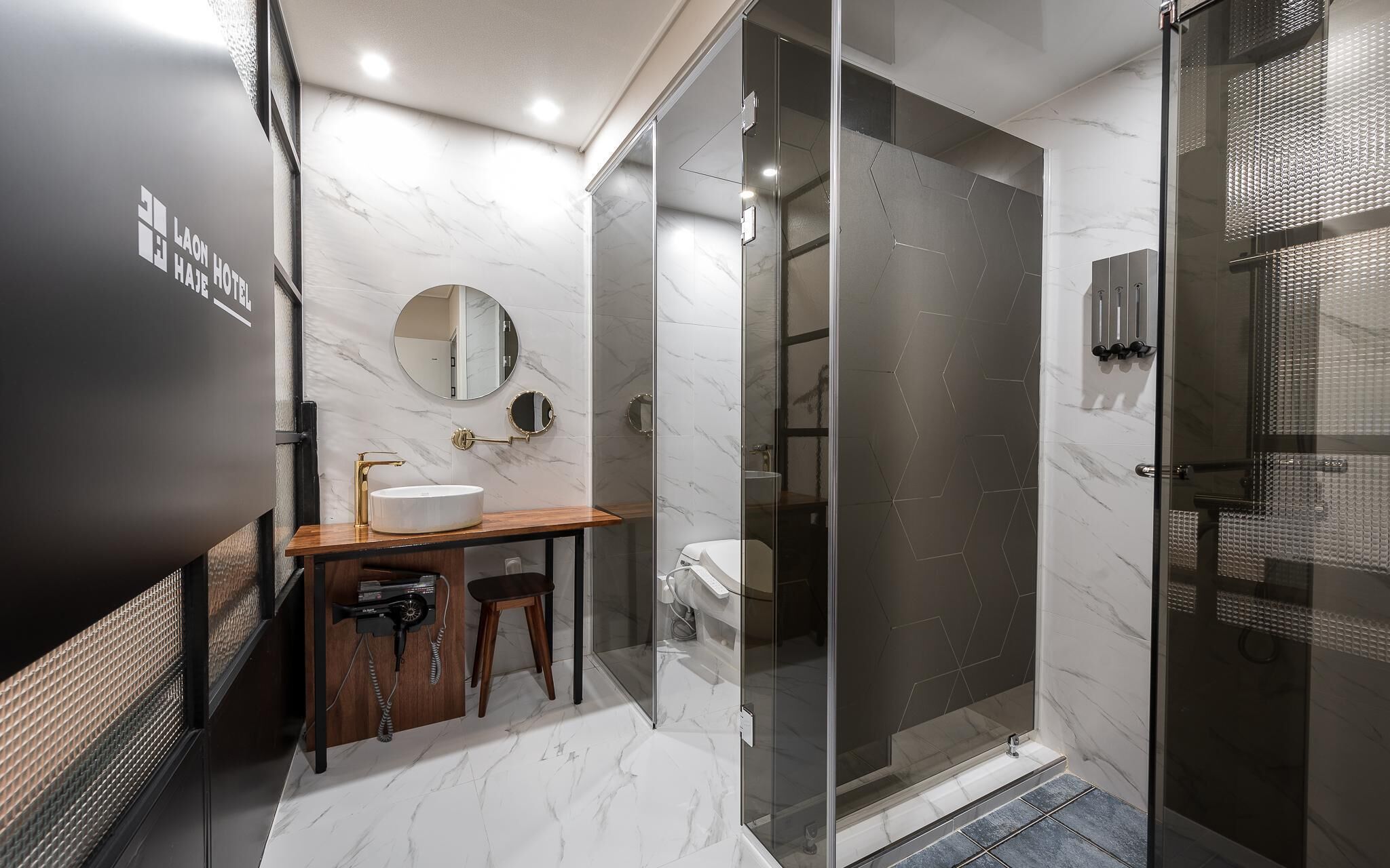 Gunsan Raonhaje Hotel