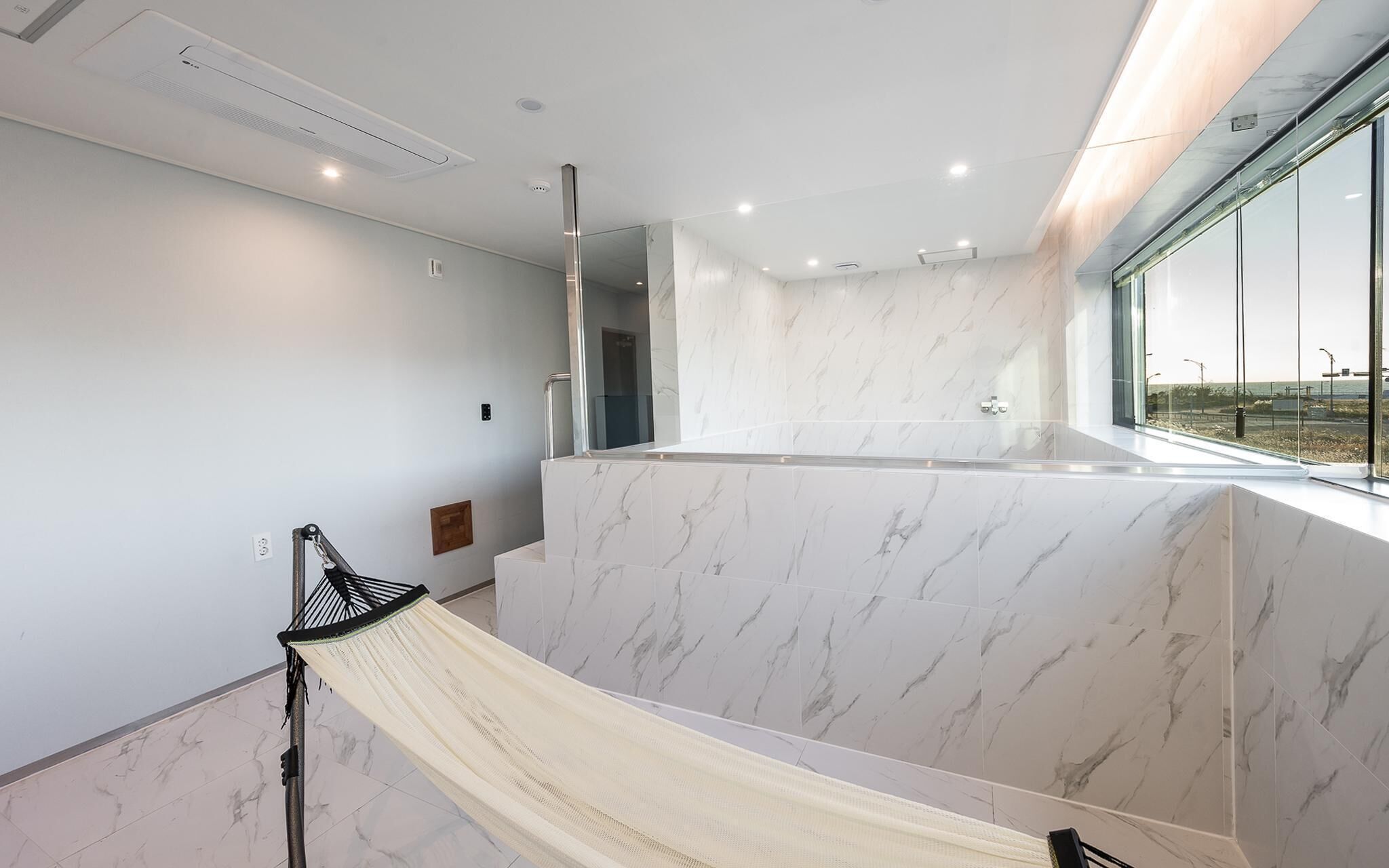 Gunsan Raonhaje Hotel