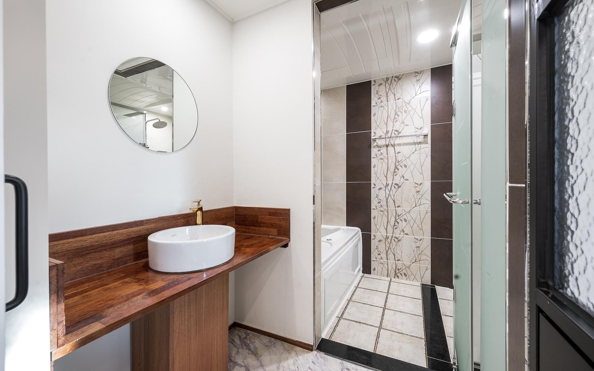 Gunsan Raonhaje Hotel