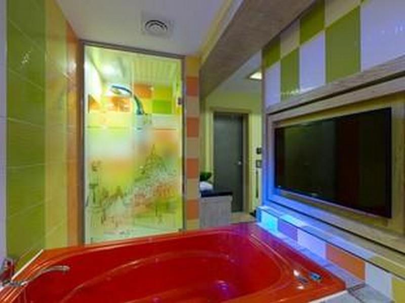 Tower Palace Tourist Hotel