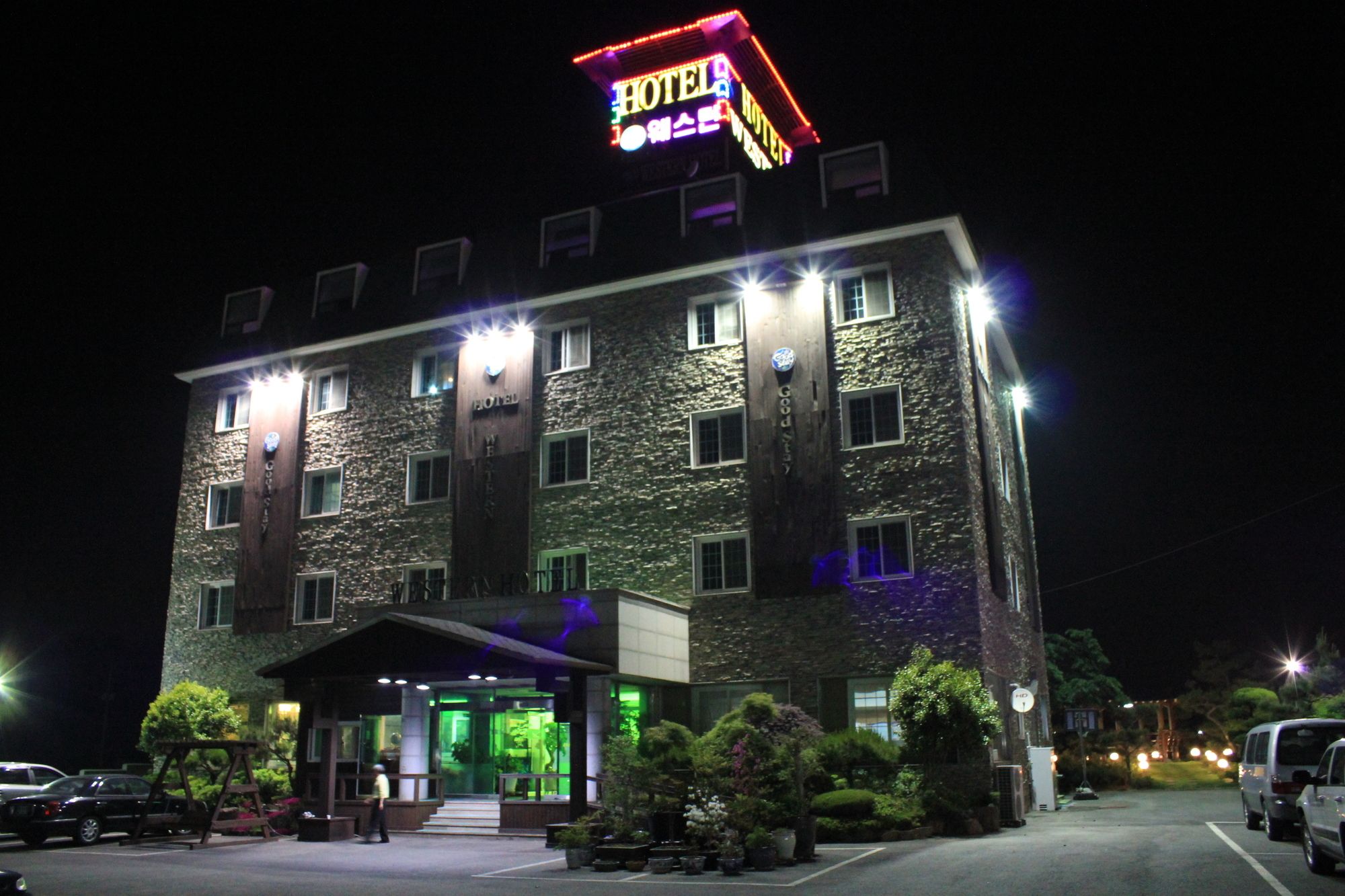 Western Hotel