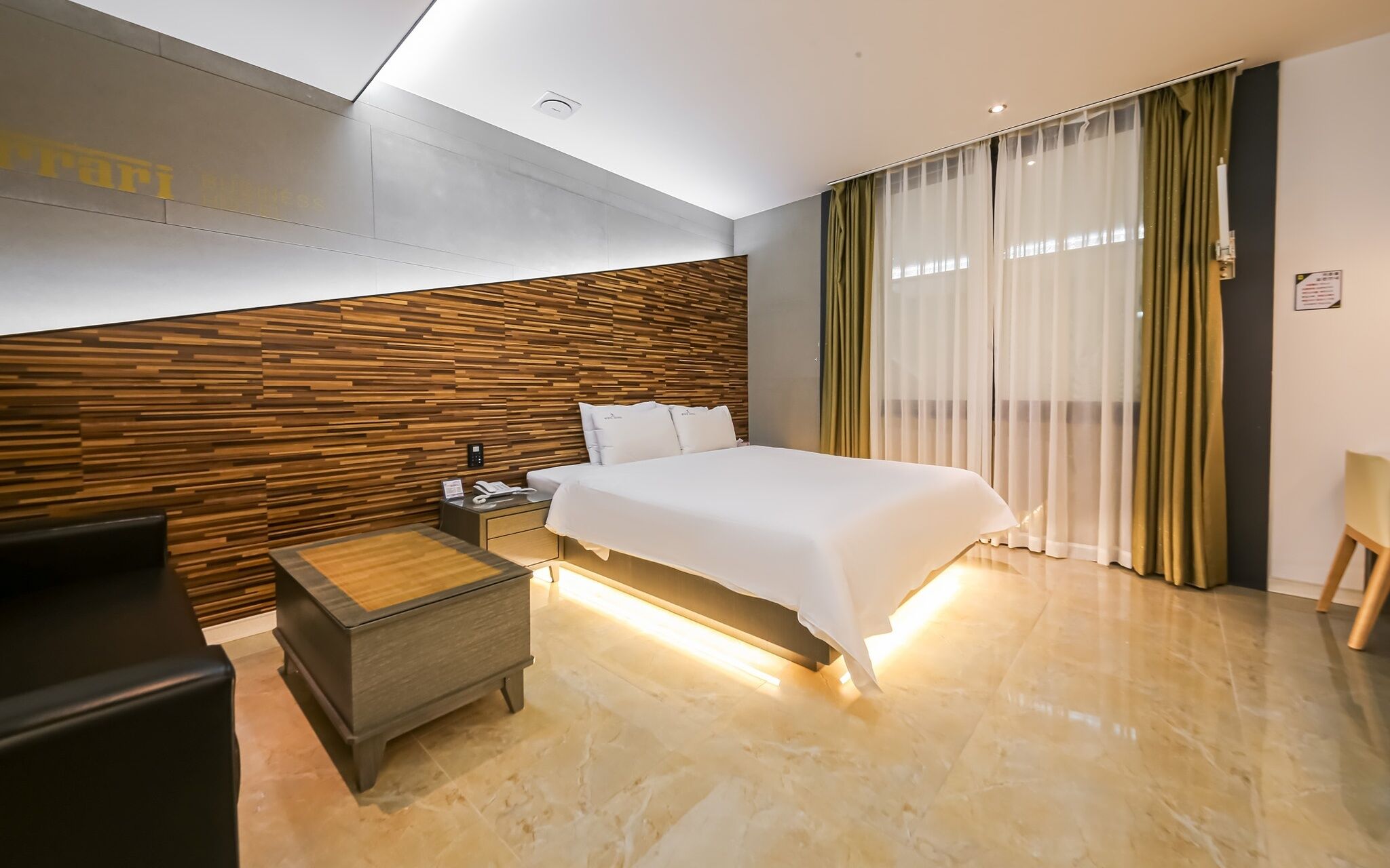 Gwangju Cheomdan Ferrari Hotel