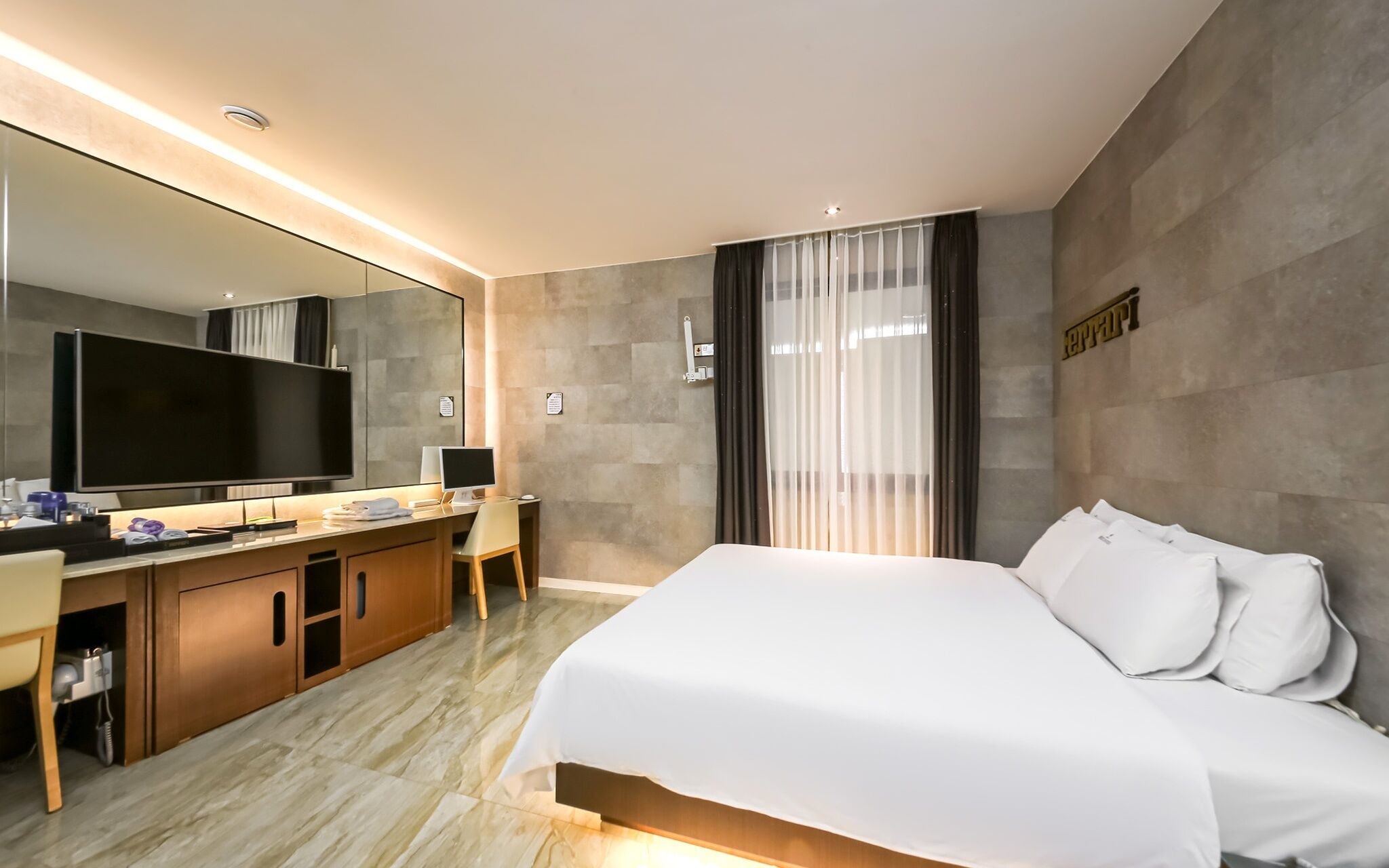 Gwangju Cheomdan Ferrari Hotel