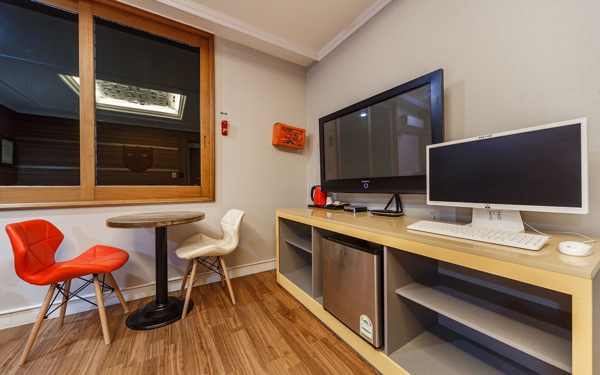 Gwangju Sangmu Alice Business Hotel