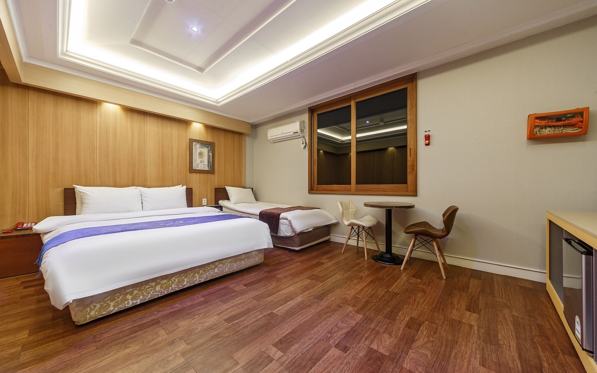 Gwangju Sangmu Alice Business Hotel