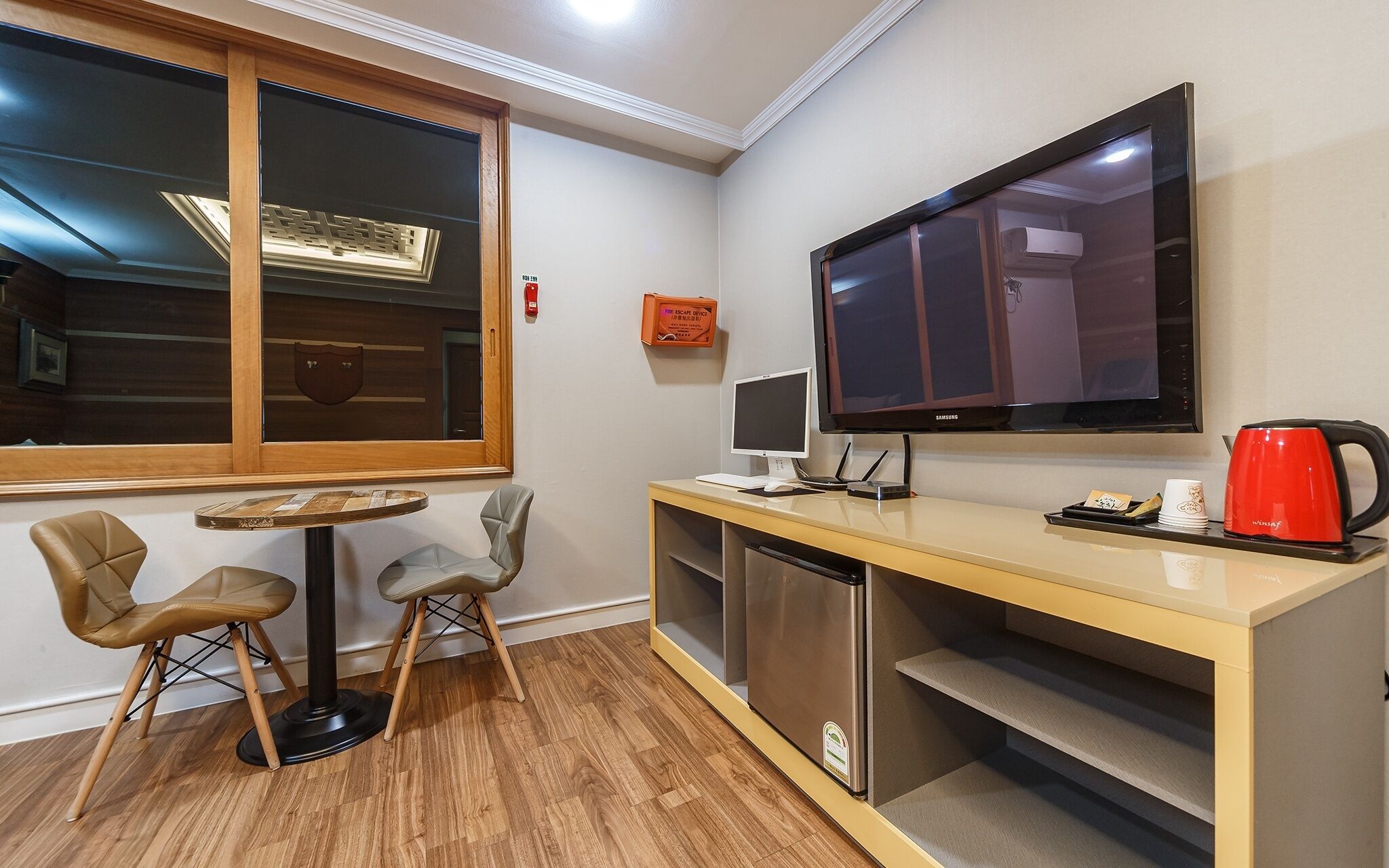 Gwangju Sangmu Alice Business Hotel