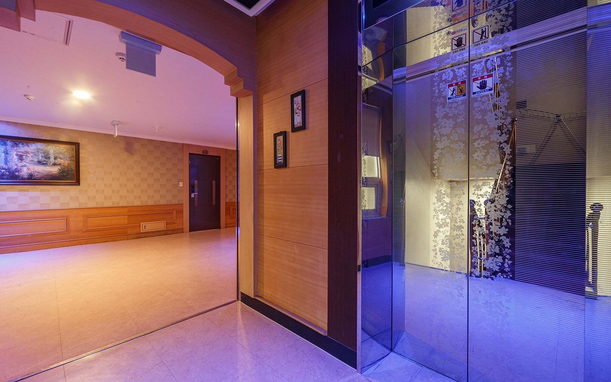 Gwangju Sangmu Alice Business Hotel