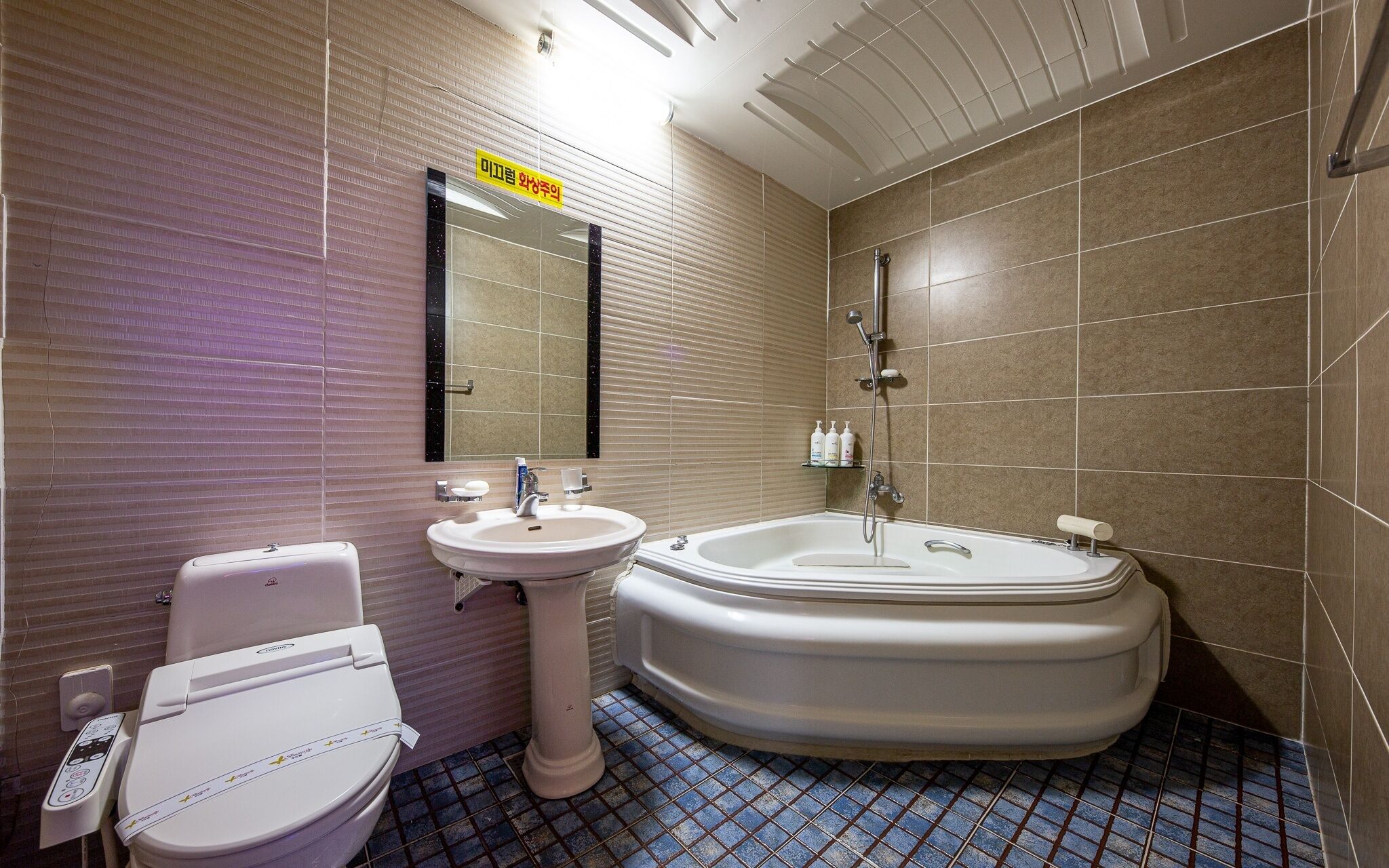 Gwangju Sinandong Nabiya Motel