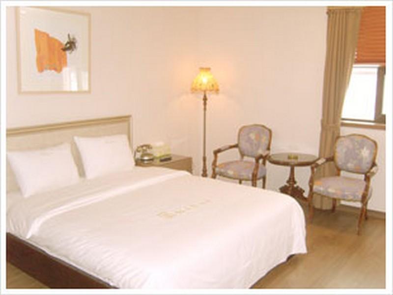 Midas Tourist Hotel