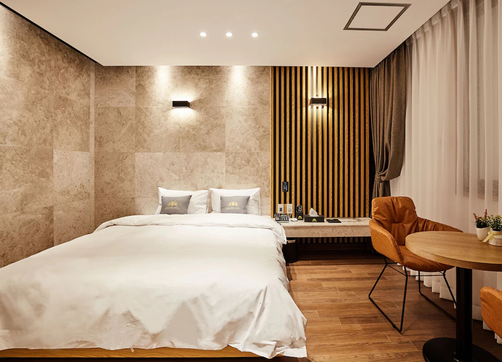 Noble Stay Hotel