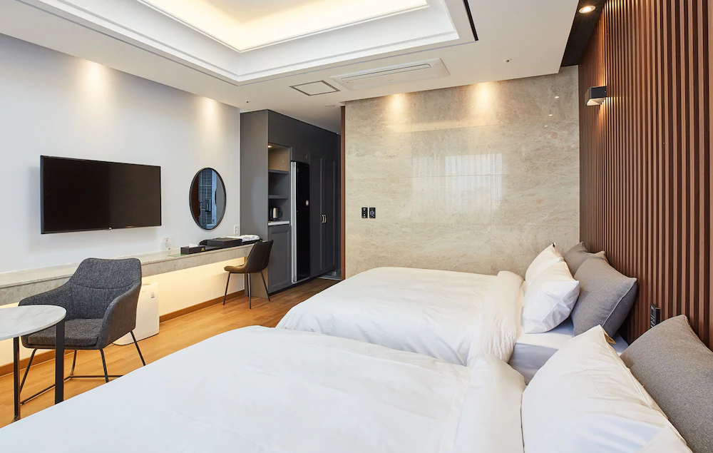 Noble Stay Hotel