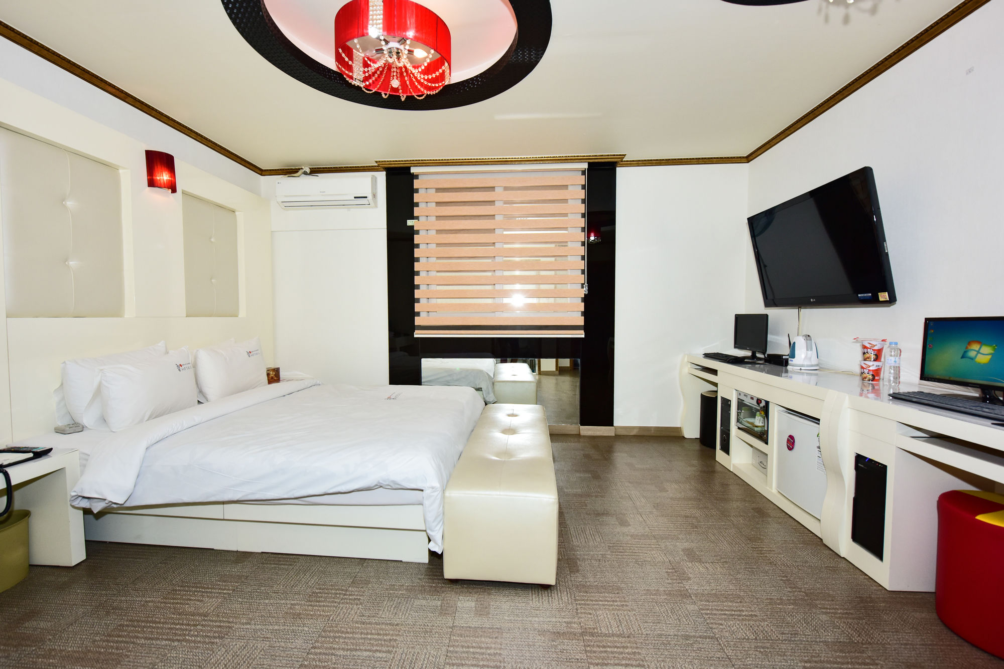 Queen Hotel