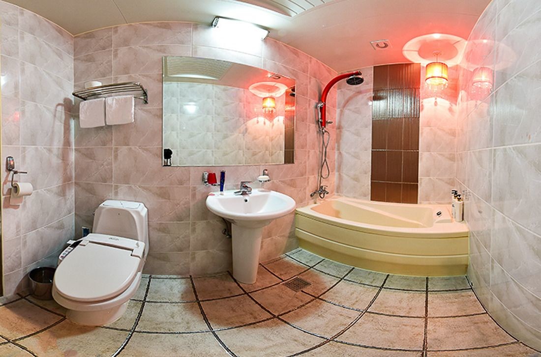 Queen Hotel