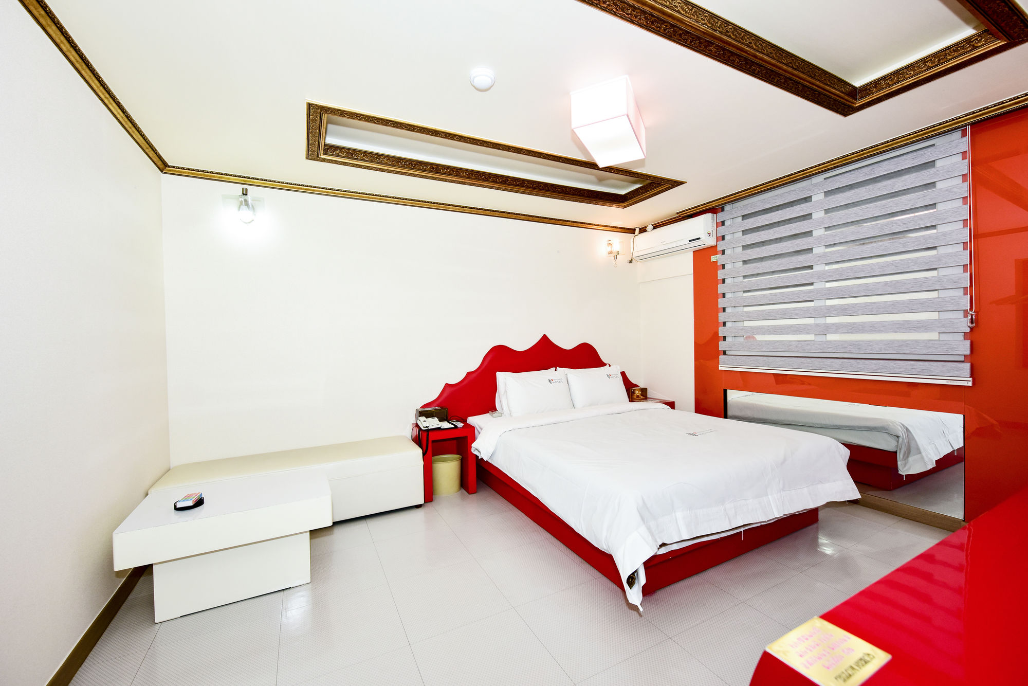 Queen Hotel