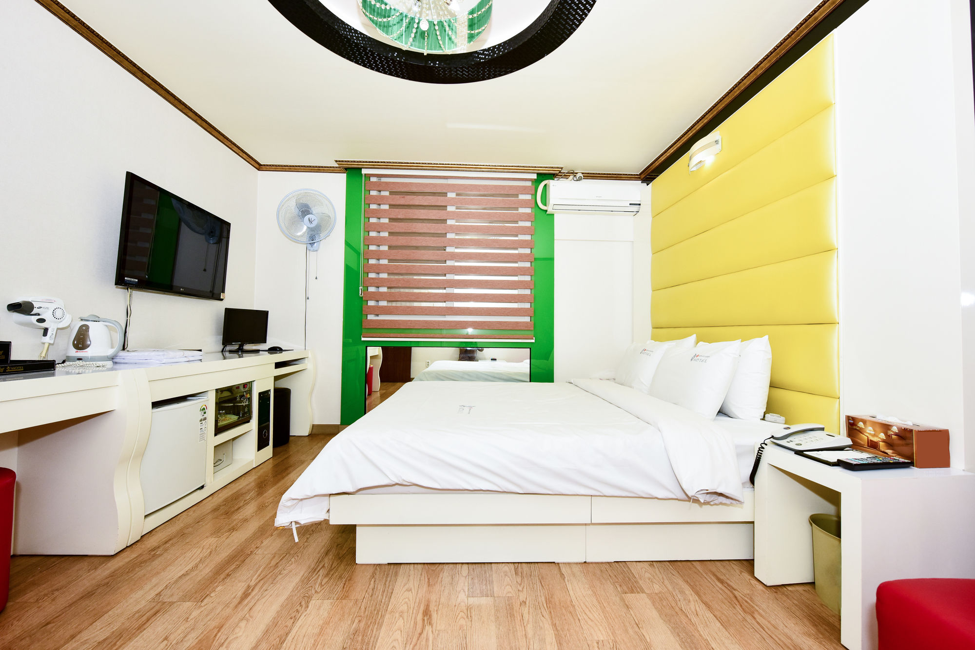 Queen Hotel