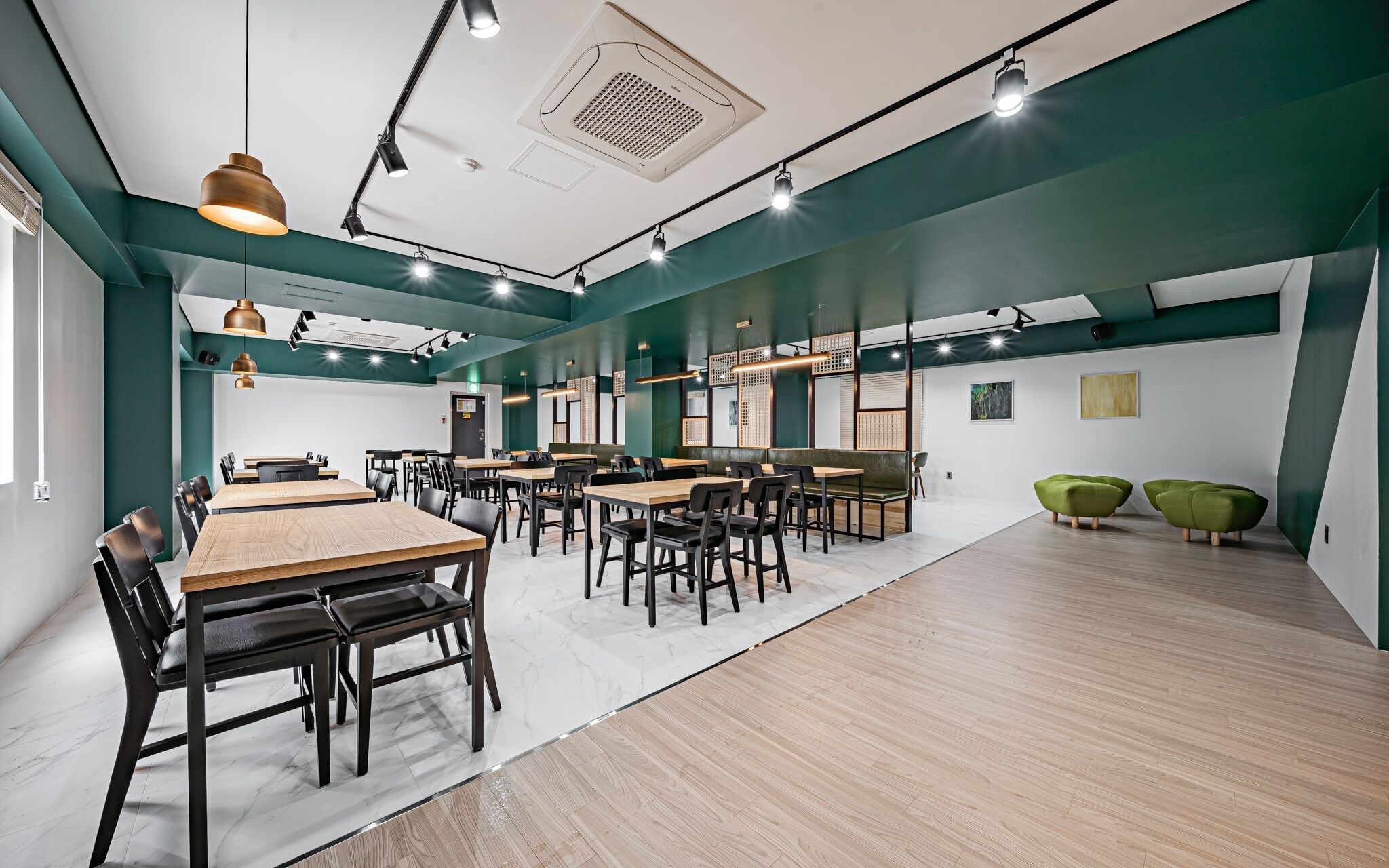 Urban Life Hotel