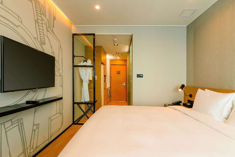 Golden Tulip Haeundae Hotel & Suites