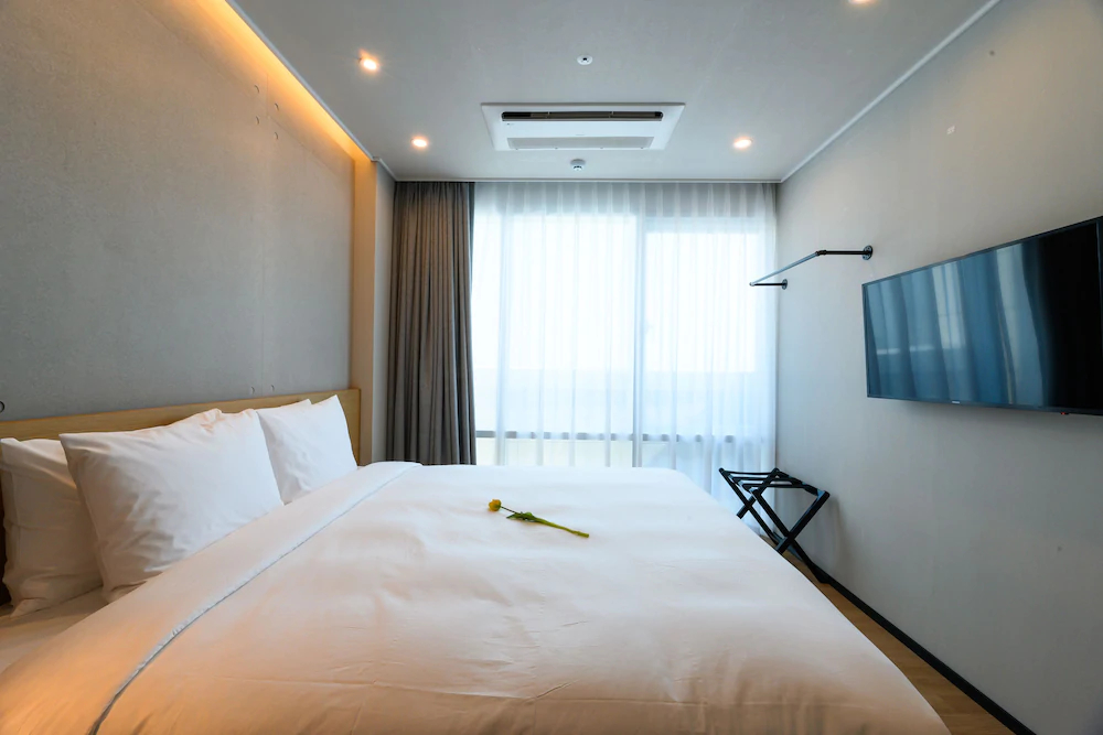 Golden Tulip Haeundae Hotel & Suites