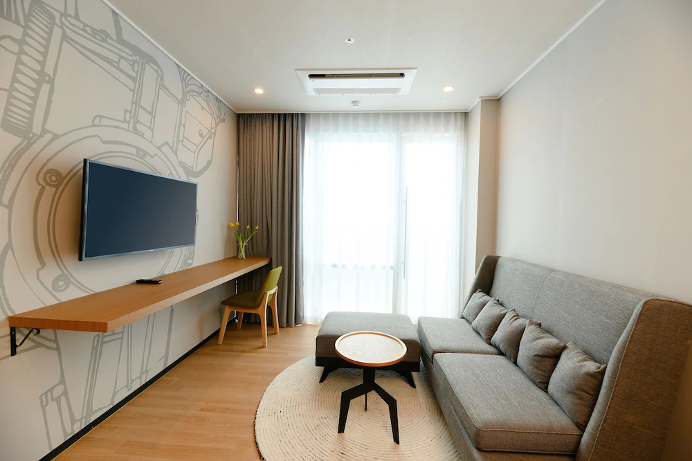 Golden Tulip Haeundae Hotel & Suites