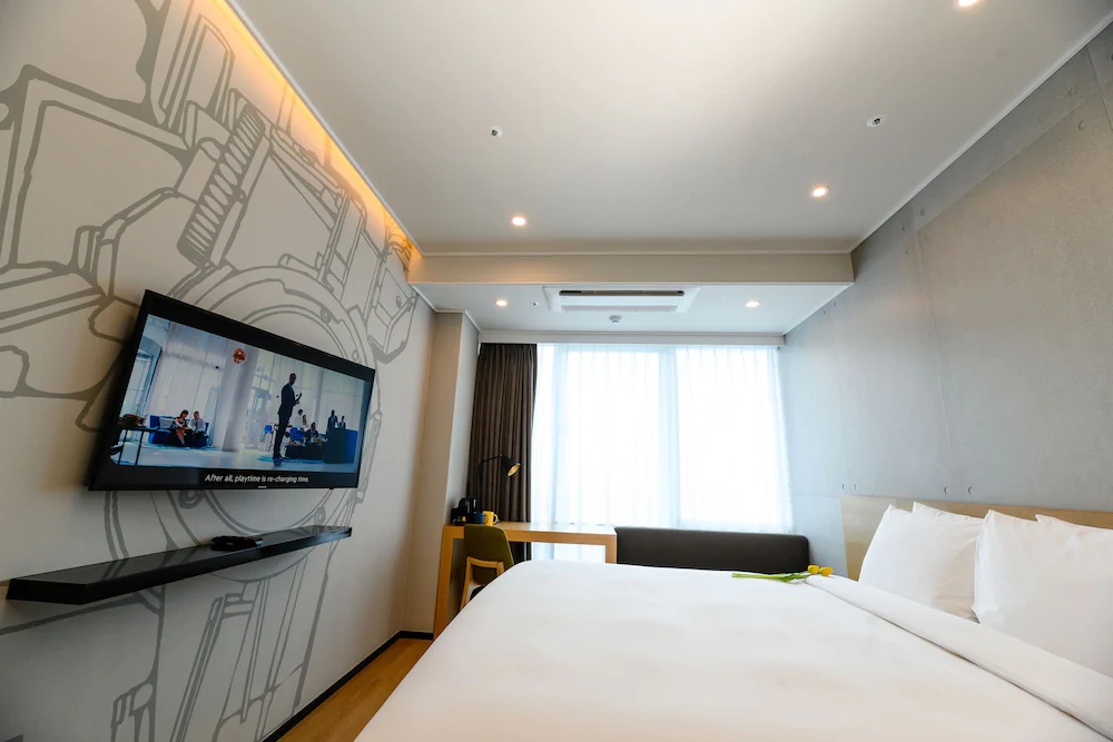 Golden Tulip Haeundae Hotel & Suites