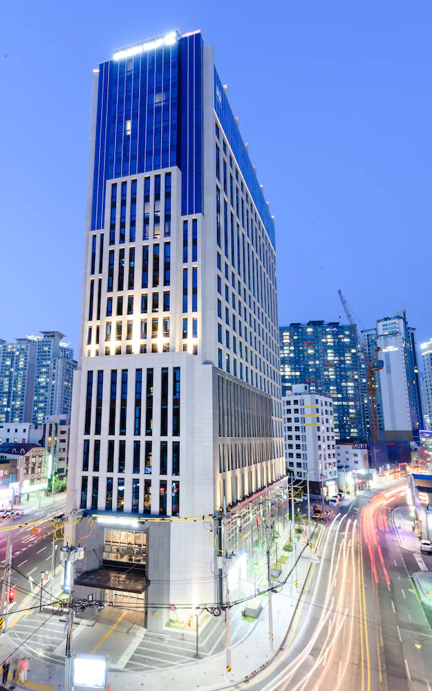Golden Tulip Haeundae Hotel & Suites