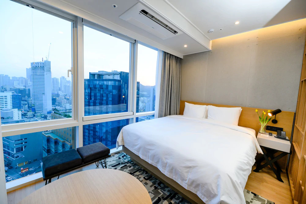 Golden Tulip Haeundae Hotel & Suites