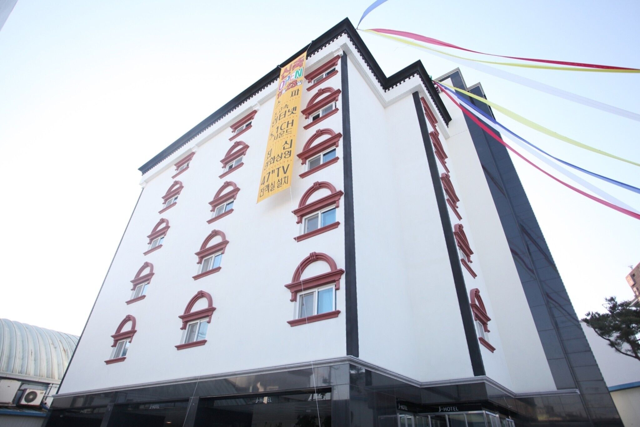 Icheon J Hotel