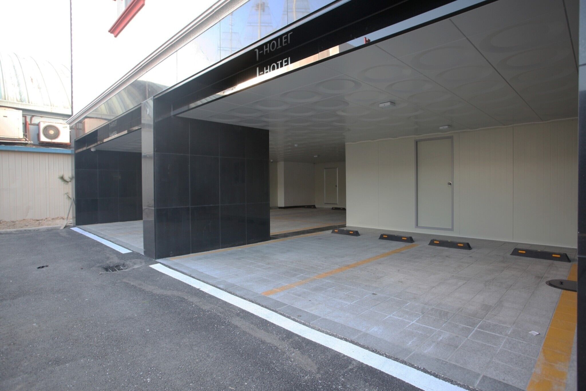 Icheon J Hotel