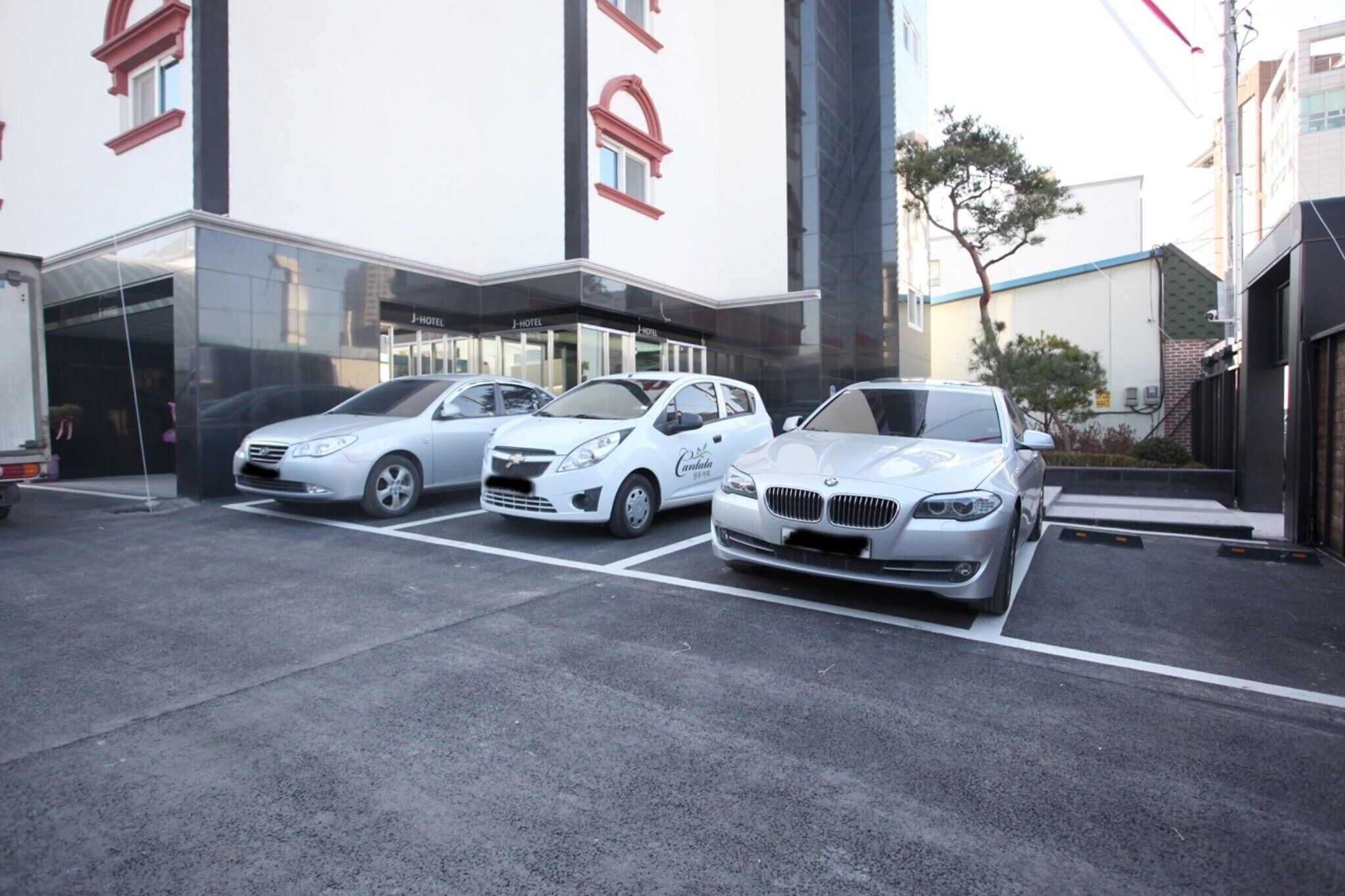 Icheon J Hotel