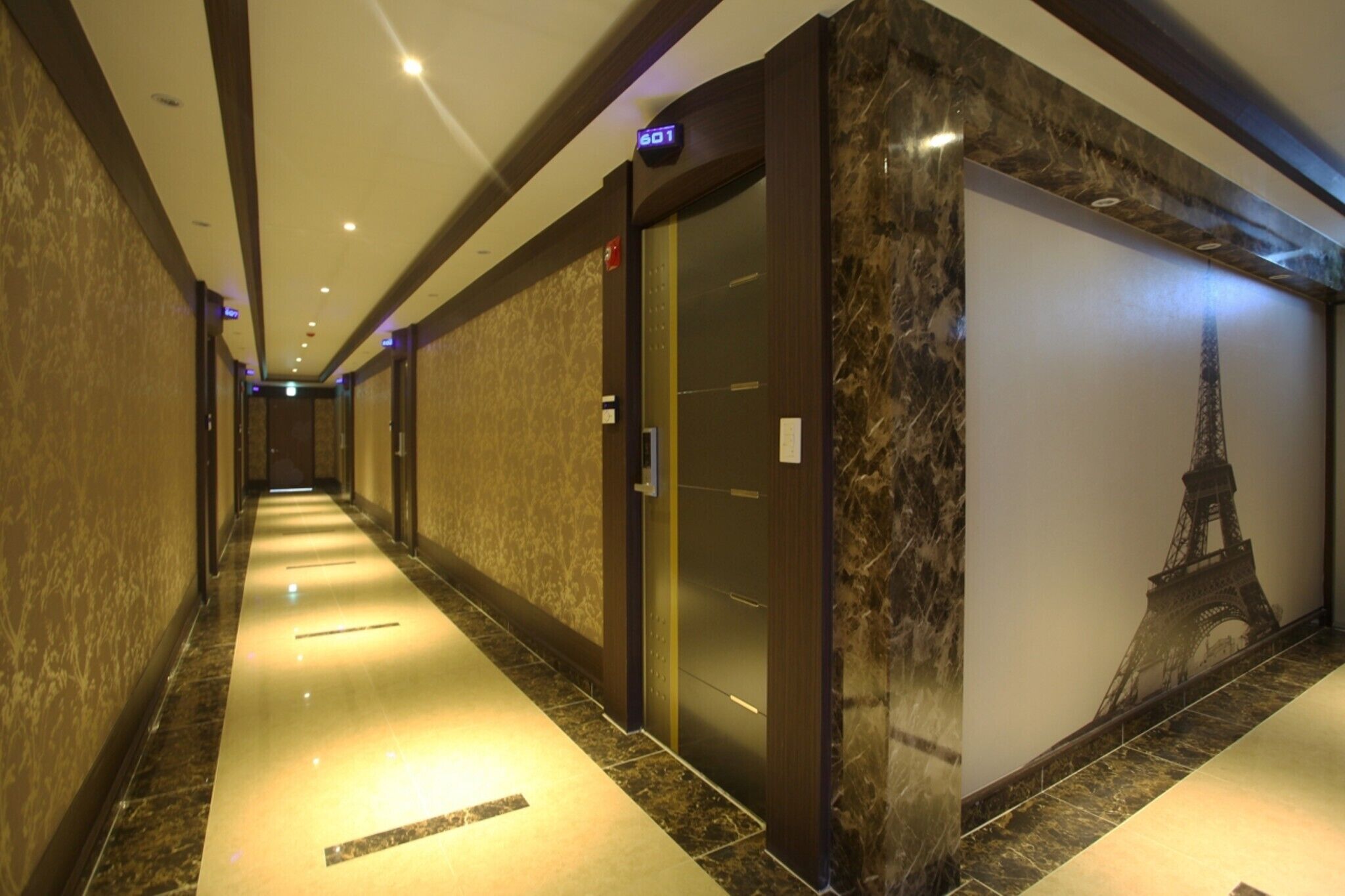 Icheon J Hotel
