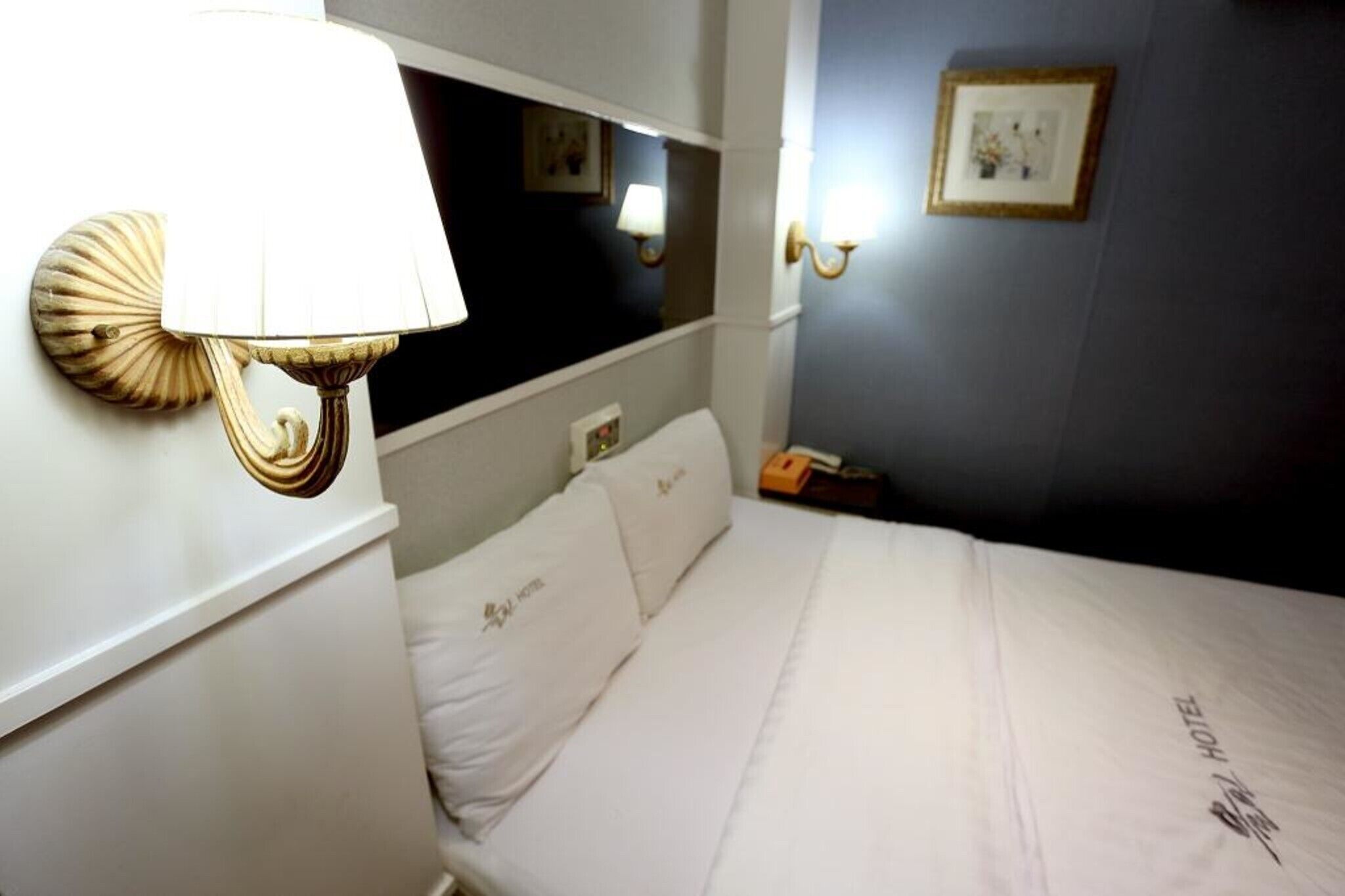 All-In Hotel