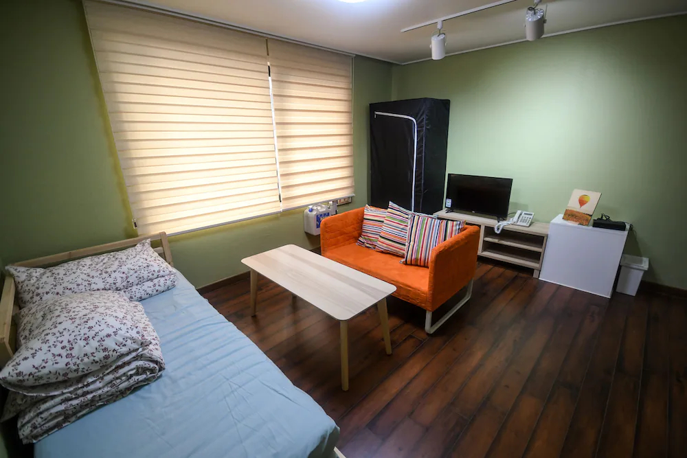 Bluehum Guesthouse