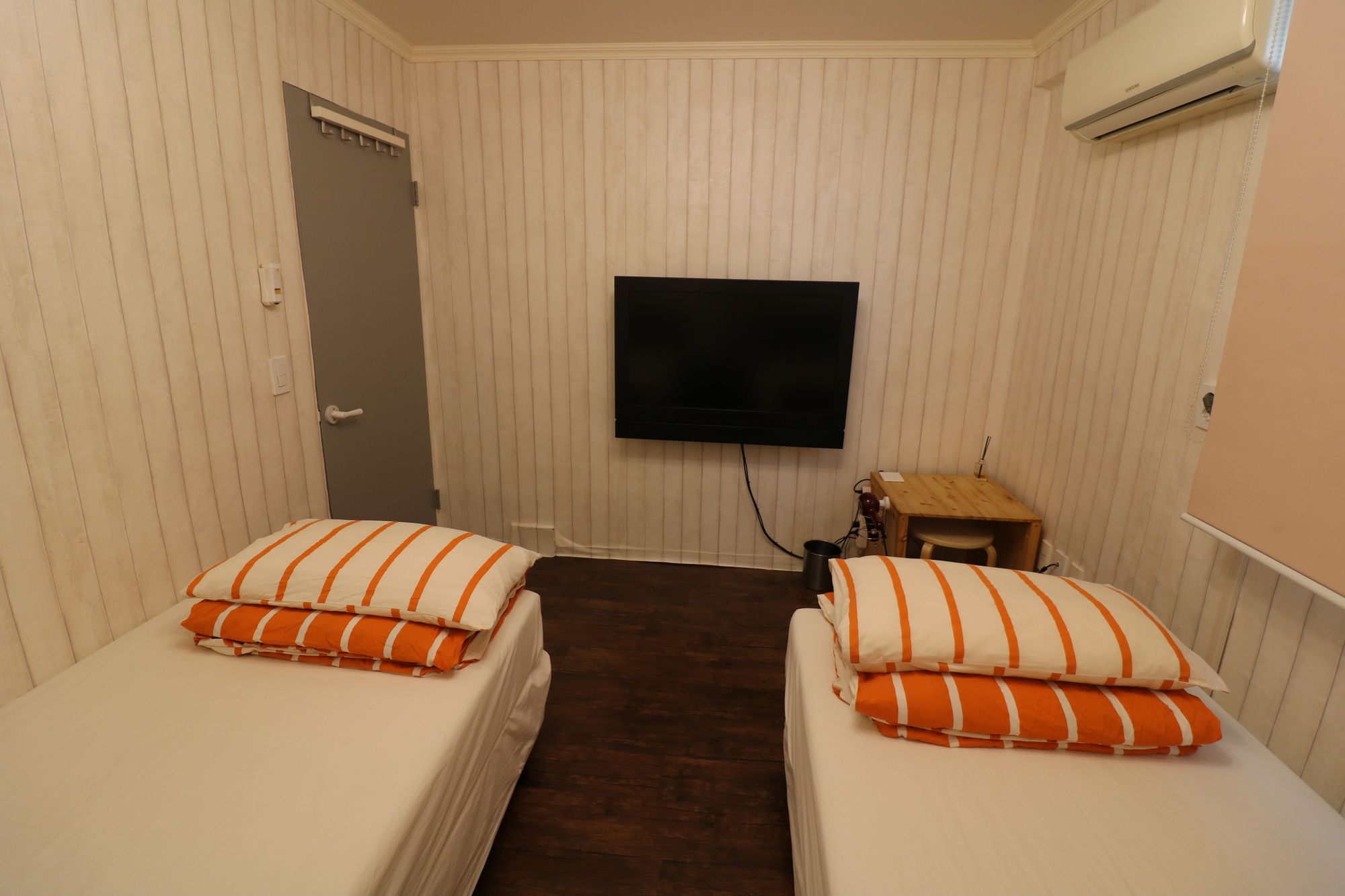 Bunker Guesthouse